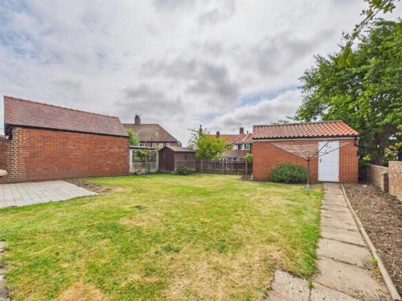 3 bed Detached for sale Image 10