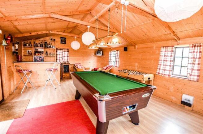 LOG CABIN