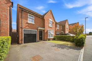 77, Irvine Crescent, Leicester LE19 4BT