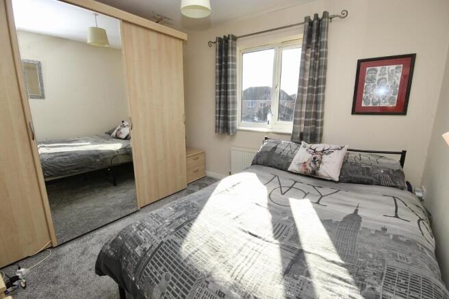 5 bed Detached for sale Image 12