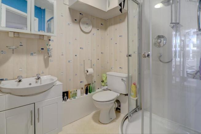 Shower room.jpg