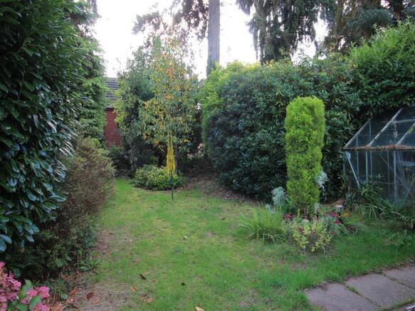GARDEN 
