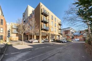 15, Ibex House, Burlington Road, Slough SL1 2BY