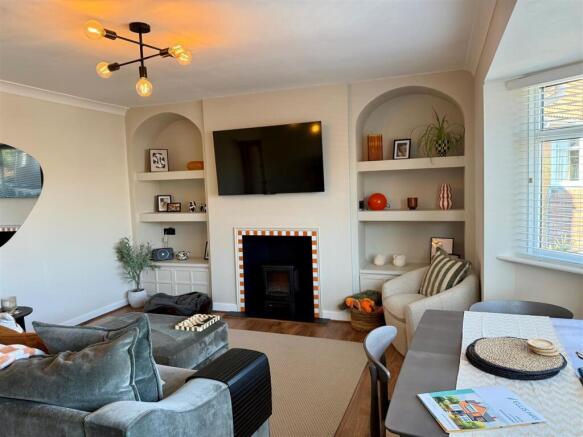 2 bed Flat for sale Image 9