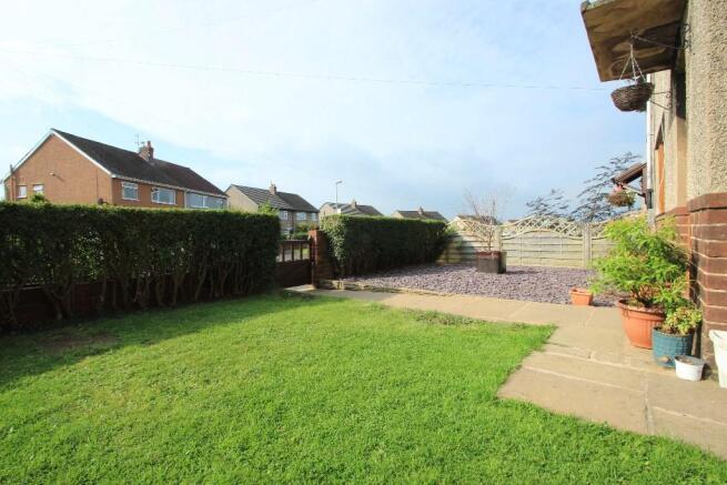 FRONT GARDEN