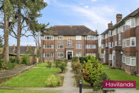 Winchmore Hill Road, London