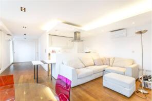 Flat 12, 20 Vetro Building, Clere Street, Hackney, London EC2A 4LL