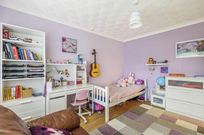 Bedroom 2 (Double)