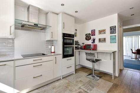 Lingmoor Drive, Watford, WD25 0TT