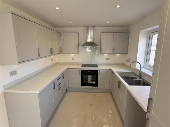 Plot 314 kitchen 2.jpeg