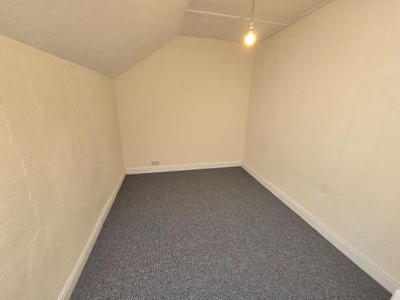 5 bed Block of Apartments for sale Image 12