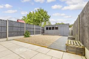 13, Commodores Close, Sheerness ME12 3UU