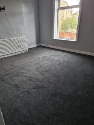 3 bed Terraced to rent Image 4