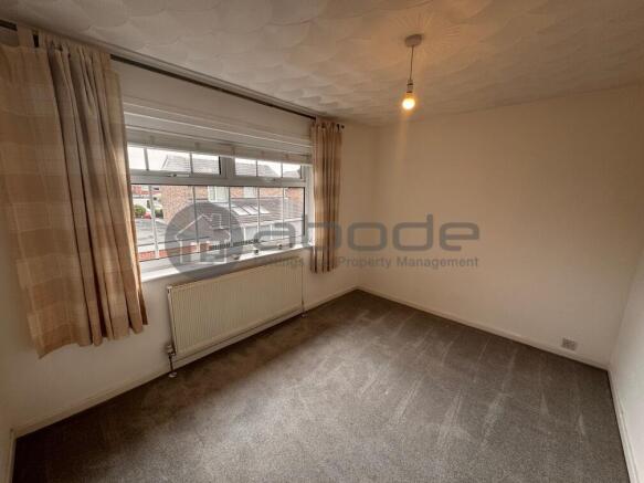 2 bed Town House to rent Image 10