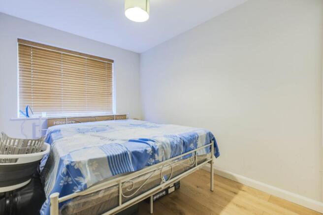 8 bed Flat for sale Image 12