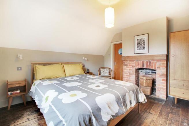 Master Bedroom.jpg