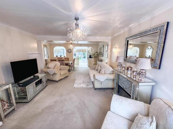 Screenshot 2025-08-19 at 10.15.19.jpg