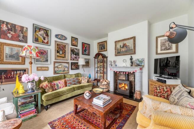 4 bed Detached for sale Image 7