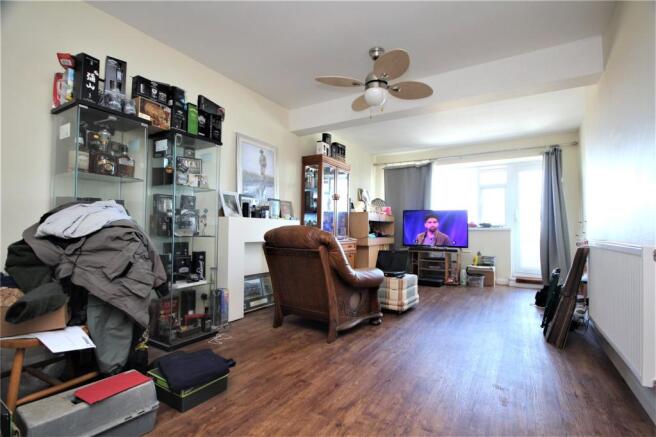 Living / Dining Area