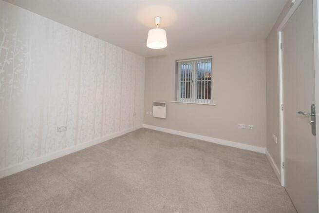 4 Coach House Mews, Coventry Road, Warwick-4.jpg