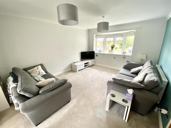 3 Oakfield Living Room DI .jpeg