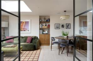 Flat E, 62, Pembridge Villas, London W11 3ET