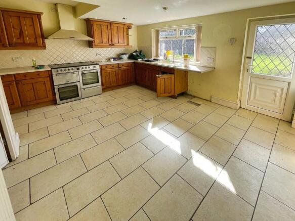 Kitchen/Breakfast Room