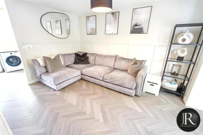 St Thomas Way, Hawksyard, Rugeley photo 4