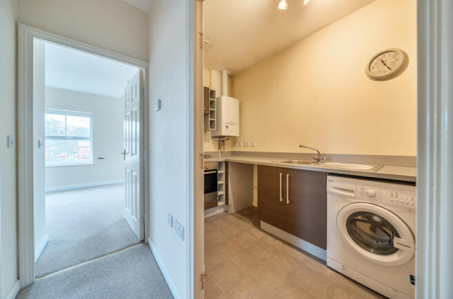 1402527-21-697777...