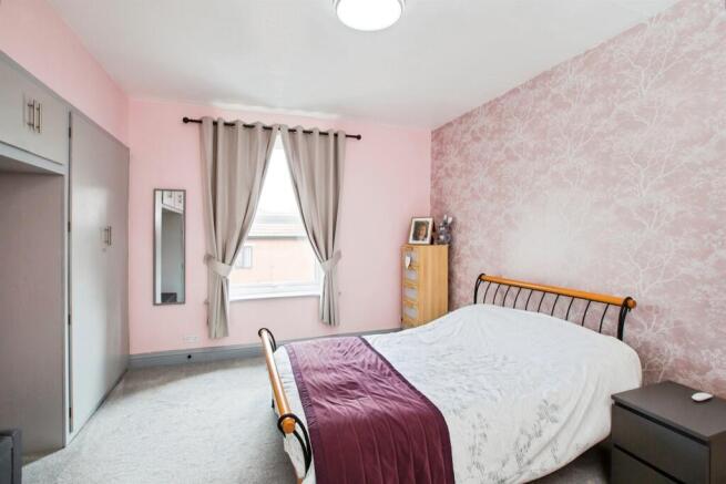 3 bed Semi-Detached for sale Image 10
