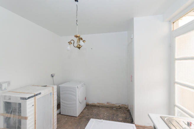 Kitchen b