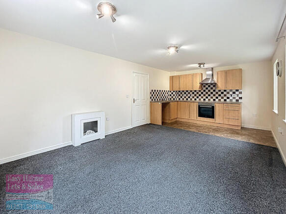 Kitchen / Living ...