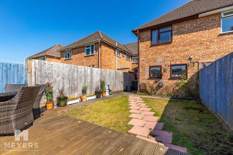 The Grove, Christchurch, BH23 2