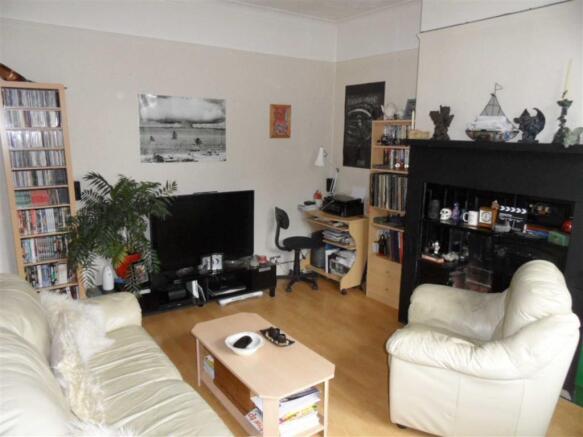 Living Area: