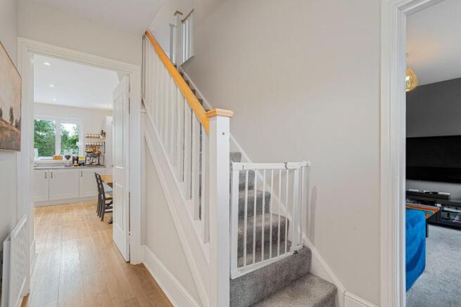 4 bed Detached for sale Image 12