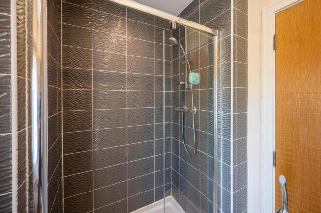 En Suite (1).jpg