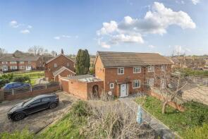 19, Elm Crescent, East Malling, West Malling ME19 6DE
