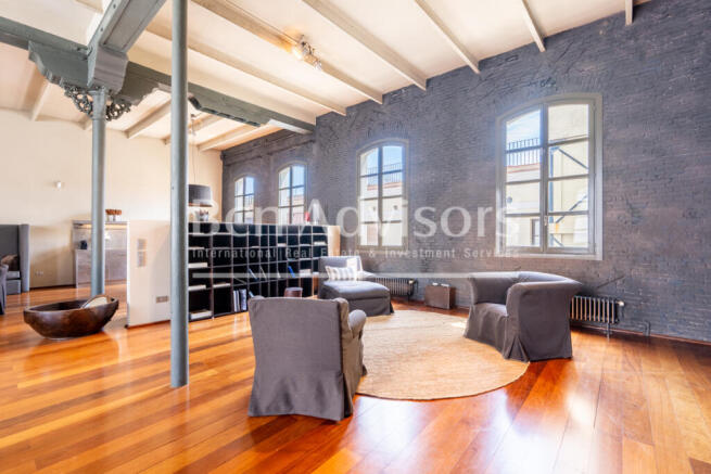 fantastico-loft-de-diseno-entre-eixample-y-el-b...