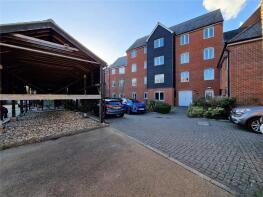 37, 10 Watermill Court, Springwell, Havant PO9 1ED