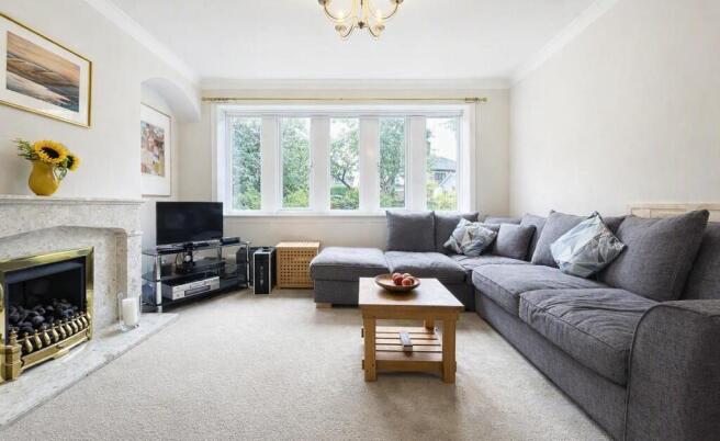 4 bed Semi-Detached for sale Image 4