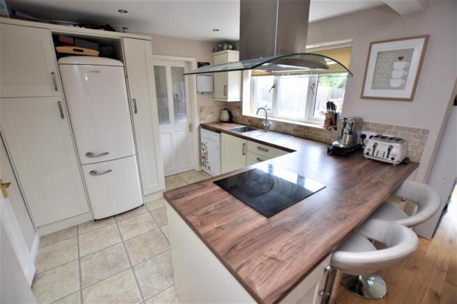 Open Plan Dining Kitchen / Family Area