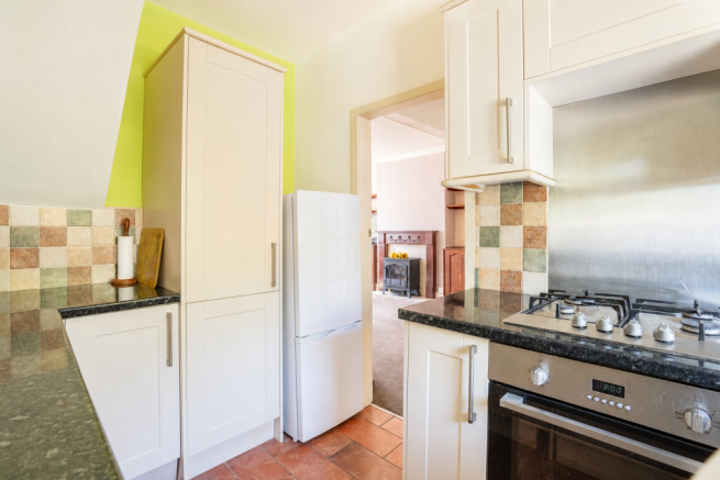3 bed Semi-Detached for sale Image 7