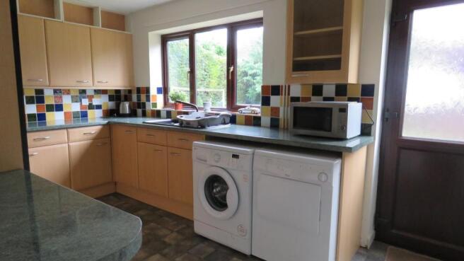 Upwood Road 43 kitch