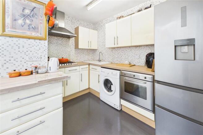 Radstock Road, Midsomer Norton, Radstock, Somerset, BA3 photo 4