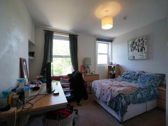 Bedroom 2 .JPG