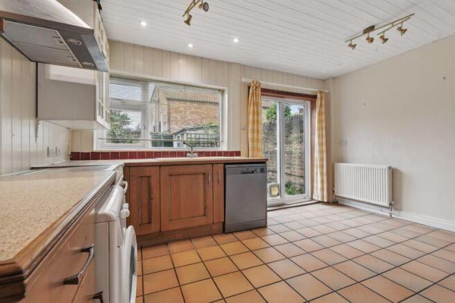 4 bed Terraced for sale Image 5