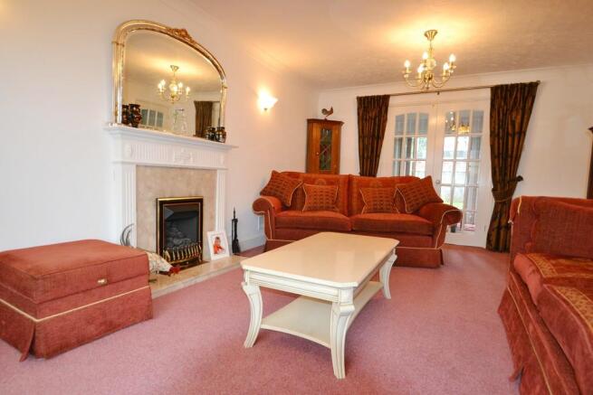 Lounge 2
