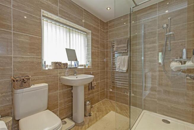 Shower Room-1.jpg