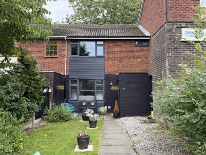Woodlands Close, Hyde, SK14 6HX, Hyde