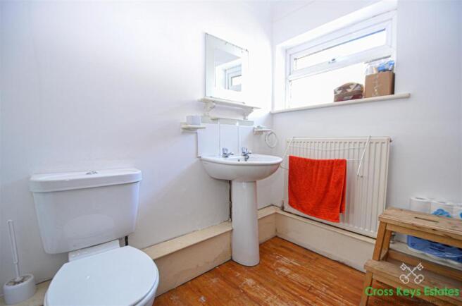 Downstairs Bathroom